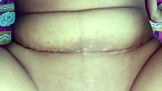 इंडियन भाभी बॉयफ्रेंड का लंड खाती है, डॉगी स्टाइल में हार्ड राइड