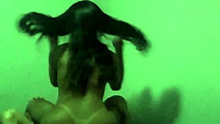 Passiva com novinho shemale bold