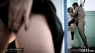 Professor de academia traidor fode sua aluna de 18 anos com força