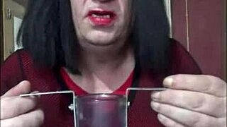 Bisexual crossdresser fills himself up part 1.