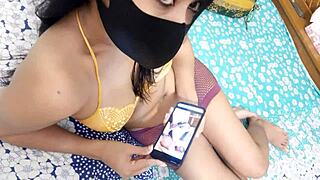 Slut Kecil Dapat Creampie Dalam Faraj Ketat Dicukur Masa Kongkek Doggystyle Homemade