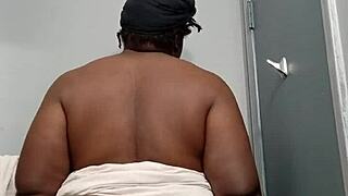 Video of a plump woman performing oral sex and anal play