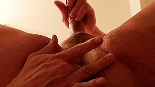 American amateur tranny feels intense orgasm cumming