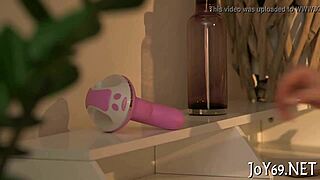 i'm a young babe relaxing alone with some toys and fingers