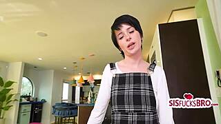 Intense Sexual Tension Between Stepsis And I Kitty Lynn