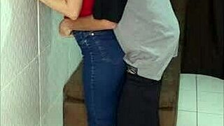 Gabbie Luna Fucks Delivery Guy