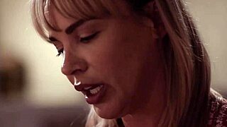 Nubian lesbian seduces curvy milf with fingering and kissing.