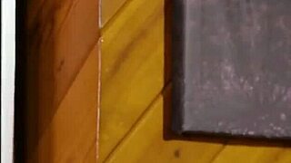 hot lesbian threesome squirts