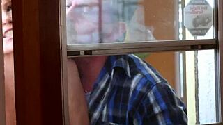 Darla Crane Gets Facial in High Definition