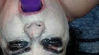 ms tl explores messy toy play