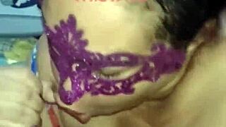 Puta Punhetando E Tirando Leite De Pica