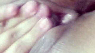 Woke Up Horny and Masturbated Fat Pussy Until Cumming Good