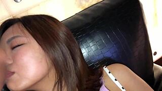 Bold creampie with maa-chan in love hotel