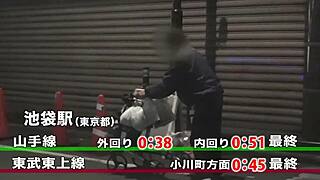 아시안 베이비가 열정적으로 딥스로트한다