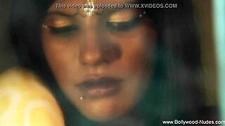 Does this beautiful Indian dance arouse you?