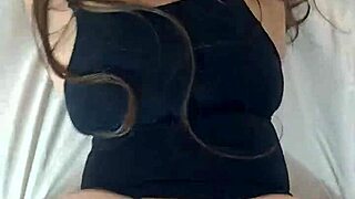 especial de halloween bruja latina infiel se deja sin condon por el jefe de su marido le encanta la verga 😈