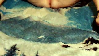 Sexy wife masturbates under skirt?