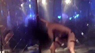 I’m hooked on watching these naughty live sex scenes from ZL.