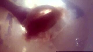 hey, samantha in bath tub sex with abigail mac