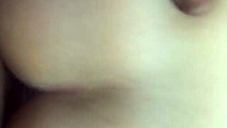 Start and stand still with this teen’s big ass