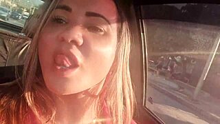 Bodybuilder feels ecstasy in anal and pussy licking session