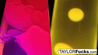 i love these 70s sluts fingering each other's pussies