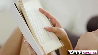 Babes Lola Myluv and Frida Stark shine in soft workout scene