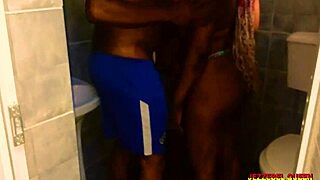 oh baby i love bbc threesome 😍