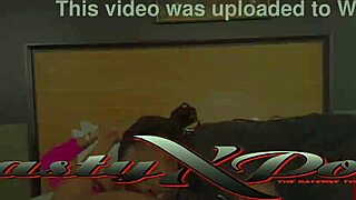 Sexy Ebony Babe Takes Big Cock In Pussy