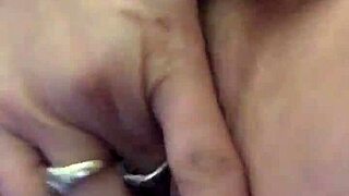 She feels vibrator on dry pussy lips during solo play