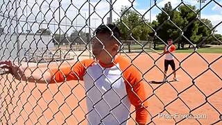 gay guy explores fucking in a casual encounter