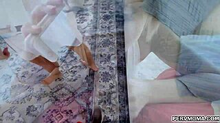 Is Hot Cougar Elle Waiting For Stepson's Cock?