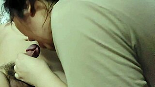 asian girlfriend wants to do it on top, she gettin wild in bedroom