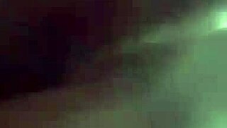 me grabe en la ducha y me masturbo para m� vecino