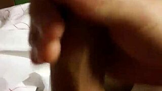 Amateur masturbates big cock in bold session