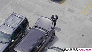 pretinhas com pane no carro fodendo com Nat Turner e Angel Smalls