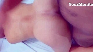 Mature MILF Orgasms Hard from Amateur Pussy Play, Watch Her Cum Now!