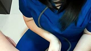 Latina doctor is given a grateful ejaculation by her patient