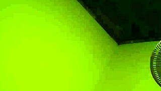 this morenita rica prostitute is so hot, what do you think?