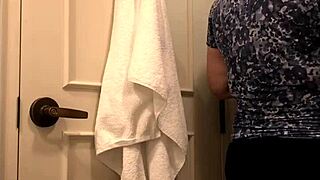 My hired hotel adventures with cumshots and ass play