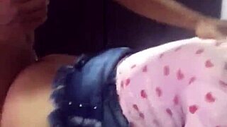 visitando a mi vecino mientras su esposa no esta