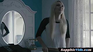 Tattooed Curvy Babe Intrigues with Pussy Licking Girlfriend