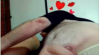 girls sucking small 18+-dick in threesome webcam