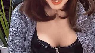 可愛い日本人猫耳レディボーイがソロアナルでノンストップしごき