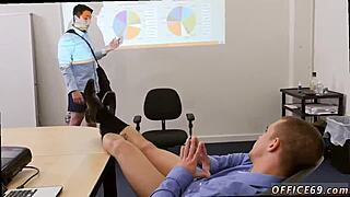 Watch these twinks hump wildly on pantsless Friday!