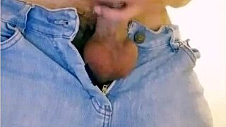 Big cock gay masturbating on webcam!