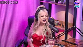 Она дала и получила по полной в студии Калифорнии