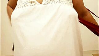 Madhya Pradesh Girl Teasing With Her Big Tits