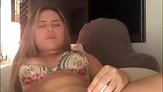 Girlfriend Squirts On Siririca During Quarantine – Can You Handle It?