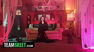 Get some Halloween action with Whitney Wright in her creepy house - Teamskeet